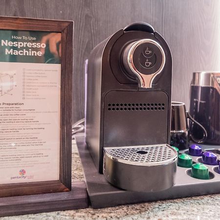 Pentacity Hotel Balikpapan Extérieur photo