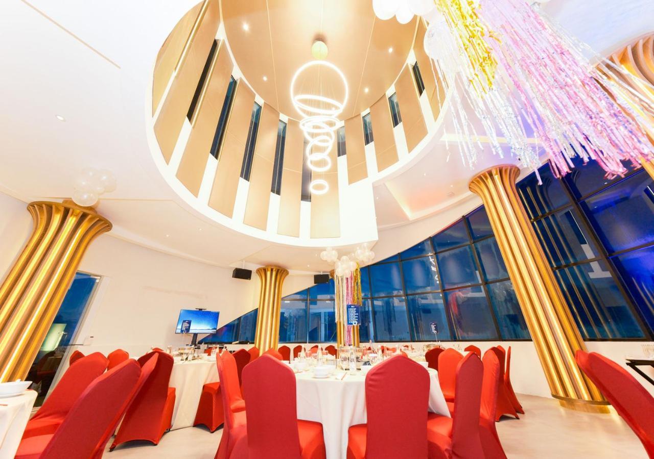 Pentacity Hotel Balikpapan Extérieur photo