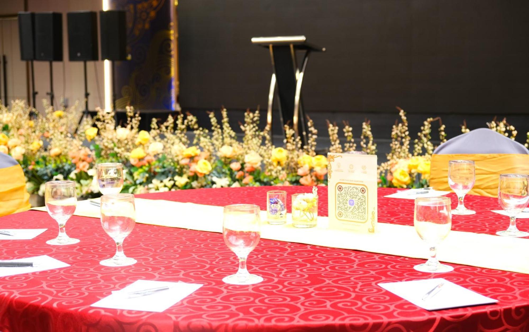 Pentacity Hotel Balikpapan Extérieur photo