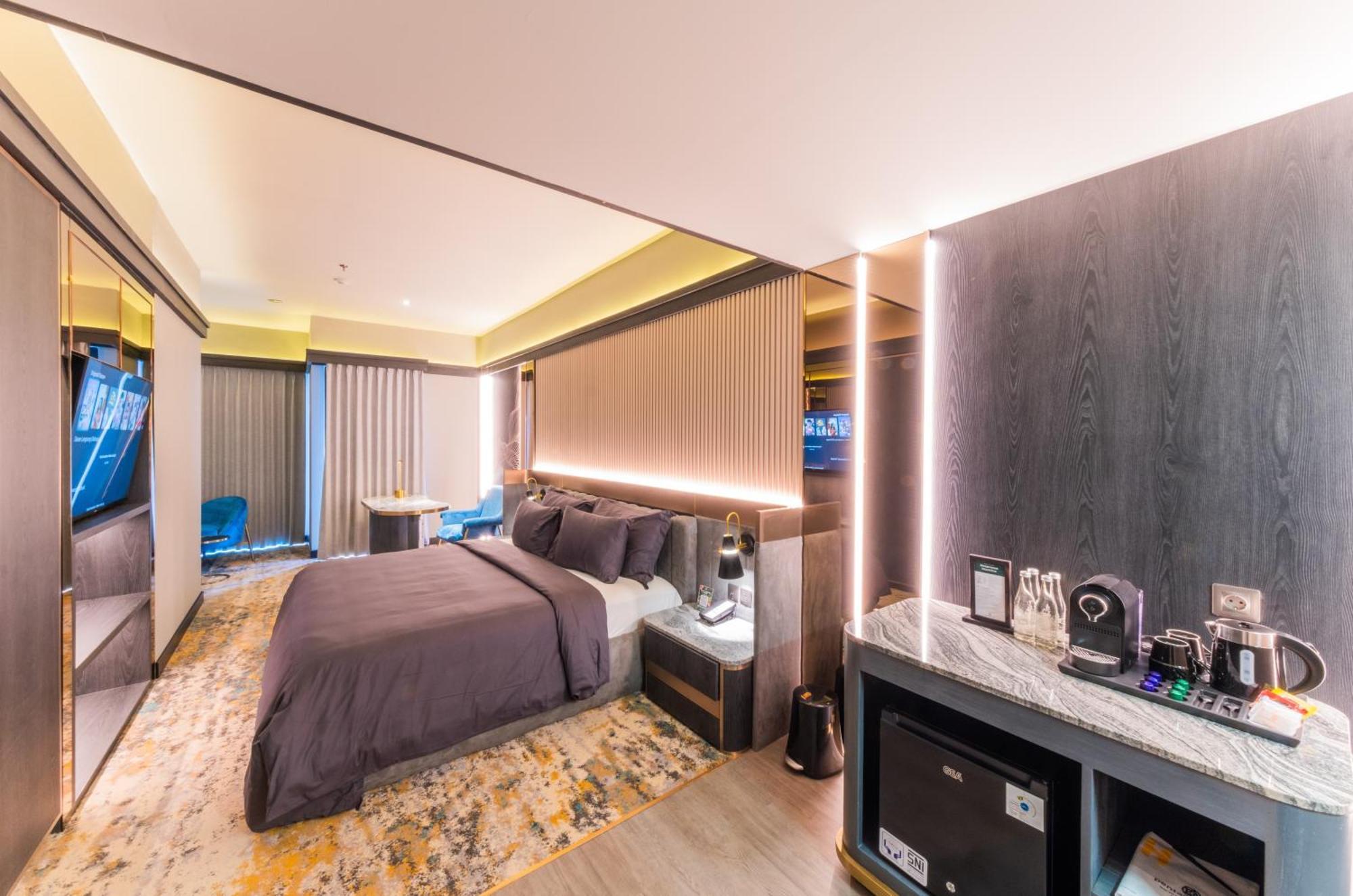 Pentacity Hotel Balikpapan Extérieur photo