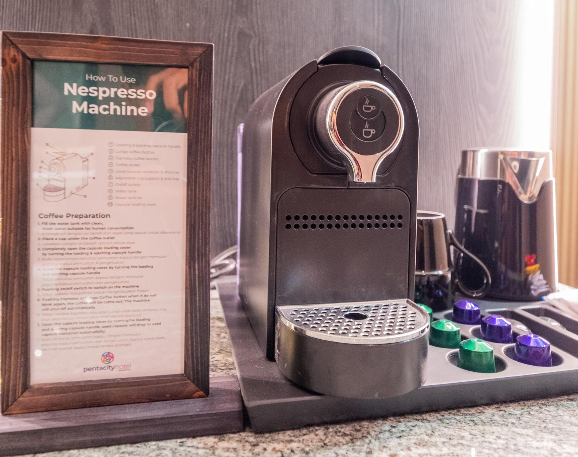 Pentacity Hotel Balikpapan Extérieur photo